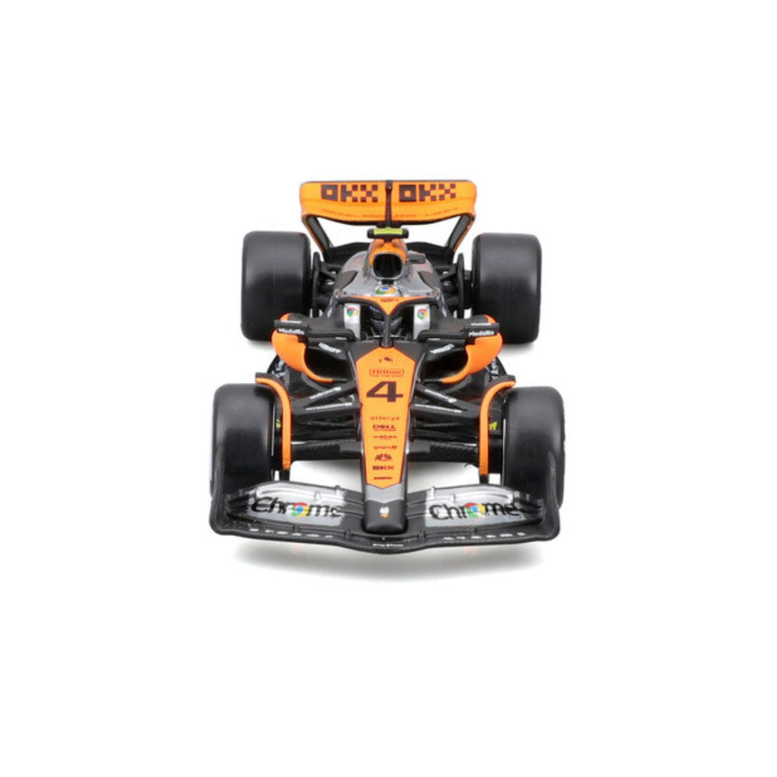 Mașinuță model McLaren F1, cu cască, MCL60, bburago, 1:43, Lando Norris #4