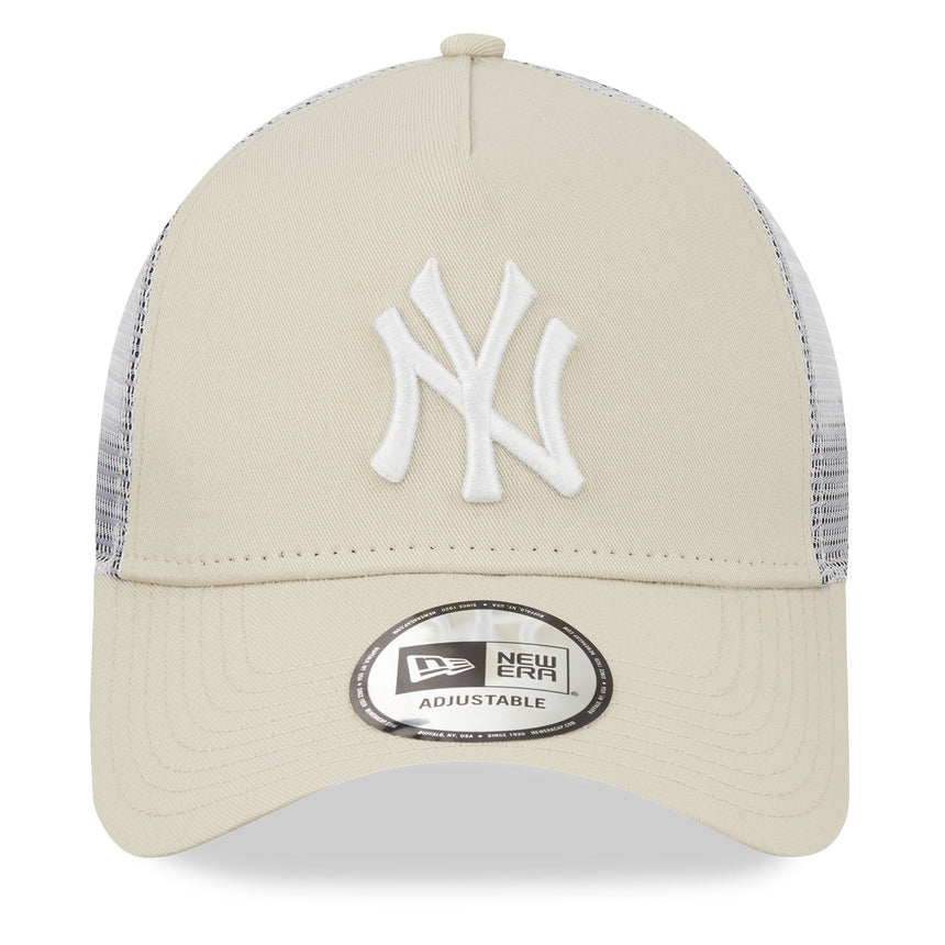 Șapcă New York Yankees, de tip trucker, New Era, 9FORTY, esențial, bej