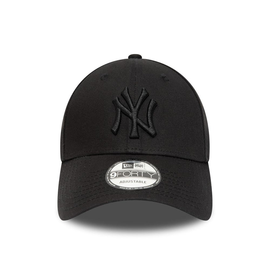 MLB New York Yankees Essentials 9FORTY Neyyan șapcă echipă