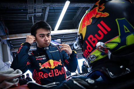 Bahrain FP1: Doi japonezi la Red Bull