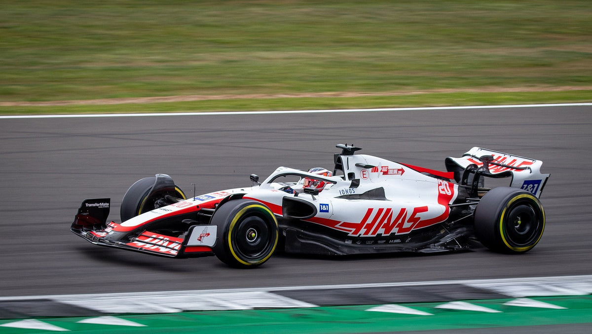 Cadillac Șochează Formula 1: Debut Istoric în Australia!