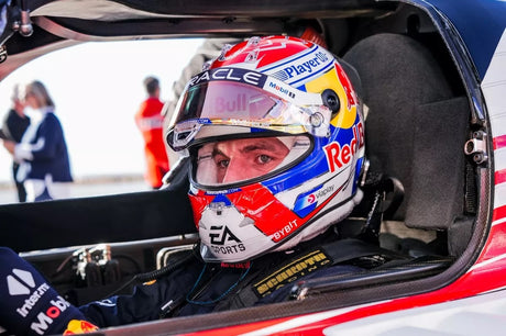 Verstappen poate sărate un sezon?