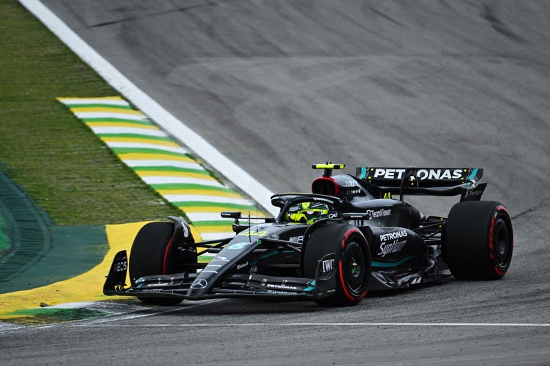 Mercedes promite depășiri spectaculoase la Marele Premiu al Australiei!