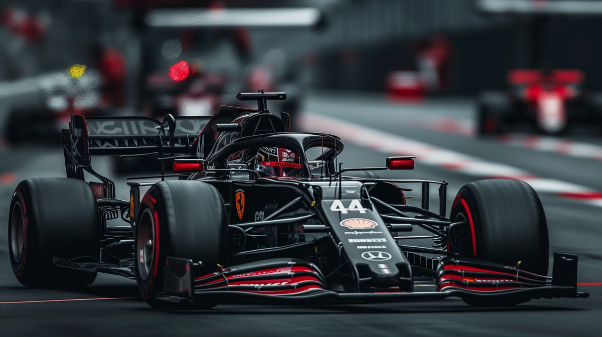 Hamilton pentru fanii Ferrari: „Hai să facem 2025 memorabil!”