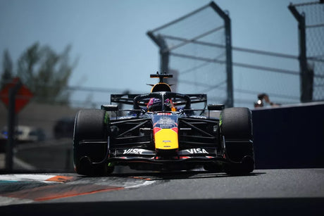 Red Bull renunță temporar la aripa spate rotativă