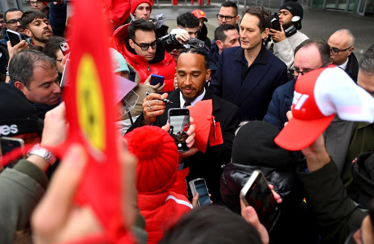 Așa a decurs prima zi a lui Hamilton la Ferrari