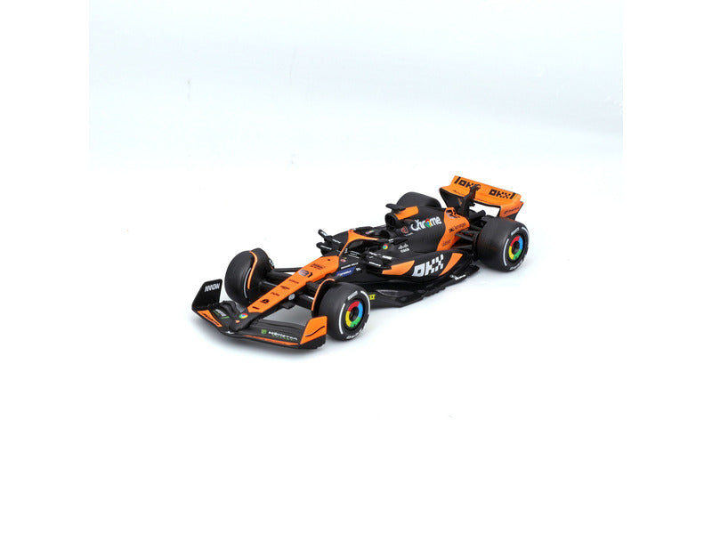 Mașină de model McLaren, bburago, Oscar Piastri, 1:43, #4, MCL38
