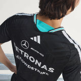 Mercedes Mez, echipă, adidas, negru, 2026