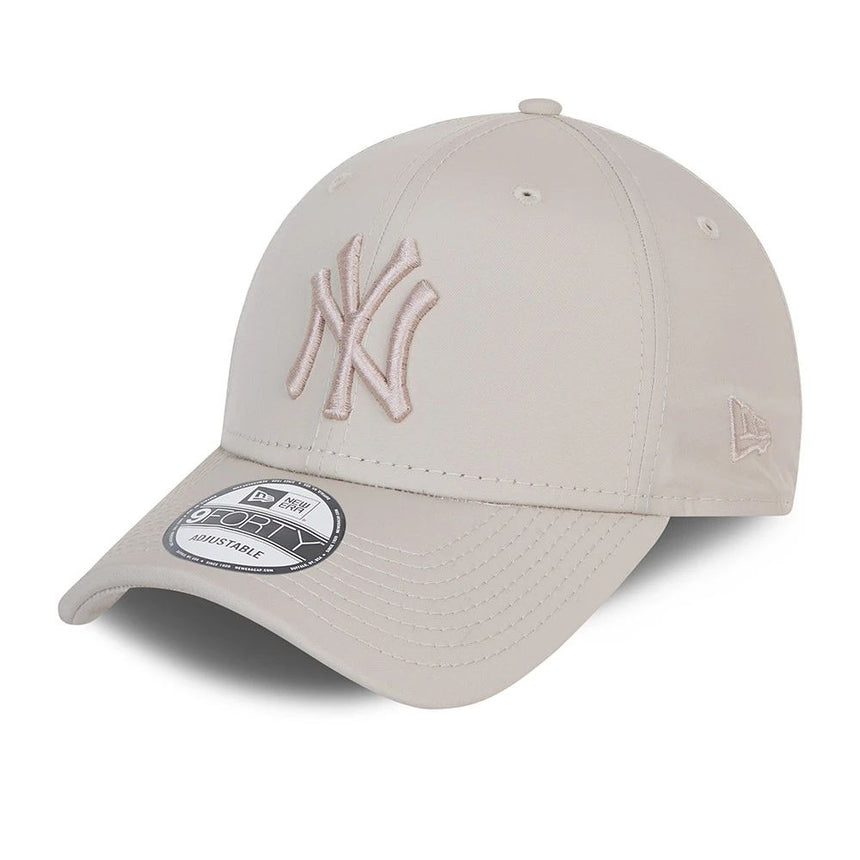 MLB New York Yankees League Essential 9FORTY șapcă echipă