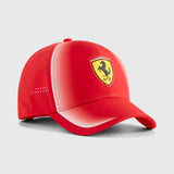 Căciulă Ferrari, echipă, roșie