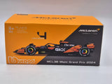 Mașinuță model McLaren, Bburago, Lando Norris, livery Miami, cutie acrilică, MCL38 🔥